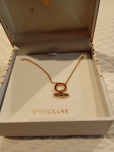 New Gold t bar necklace