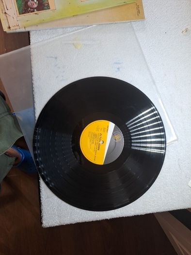 Vinyl.Goodbye Yellow Brick Road.Limited Edition Yellow