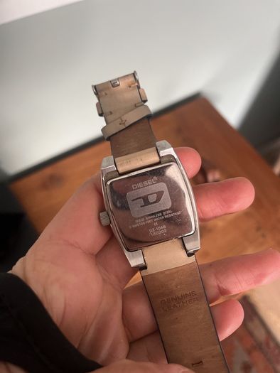 diesel watch DZ1048