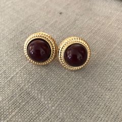 Earrings gold and burgundy