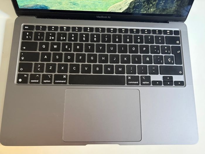 MacBook Air M1 Chip 13 inch