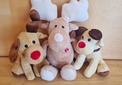 3 Christmas reindeers