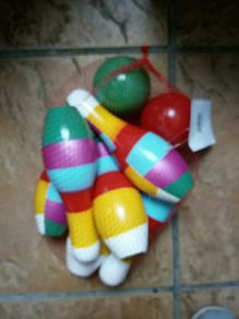BNWT Children's Bowling Set