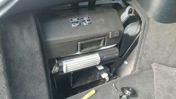 Audi S6 c5 estate / saloon lower door trim / blades. Audi a6 S6  RS6 4.2 V8  40v 1.9tdi breaking AWX AVF parts