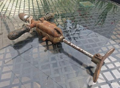 Antique manual Hand Crank Chest Drill - works perfect
