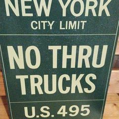 retro New York sign