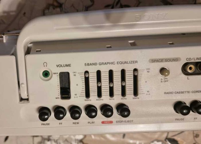 Sony CFS-W305S Portable Radio Cassette Player, sale as radio.