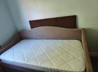 As New, single  Day Bed Sofa with trundle bed