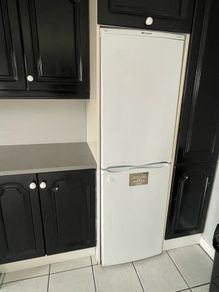 hotpoint Fridge - very good condition