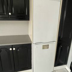 hotpoint Fridge - very good condition