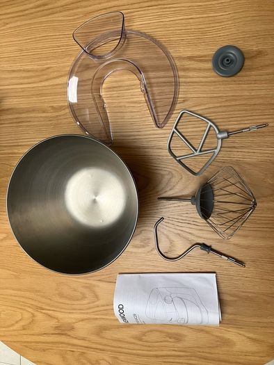 Kenwood KHC29 stand mixer