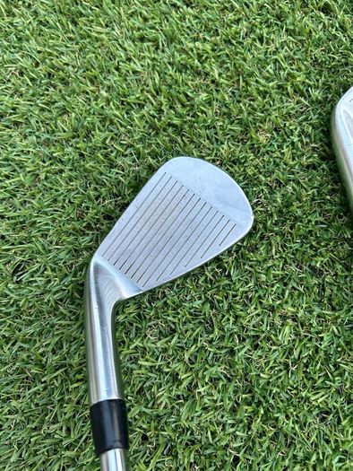 Titleist 718 MB irons