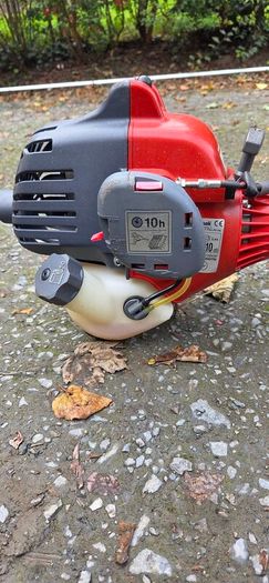 Efco hedge trimmer