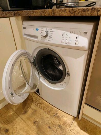 Washing machine Zanussi