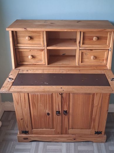 Mexican Pine Bureau Dresser
