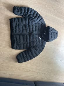 Nike boys coat size large age 12
