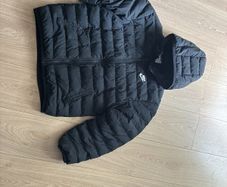 Nike boys coat size large age 12