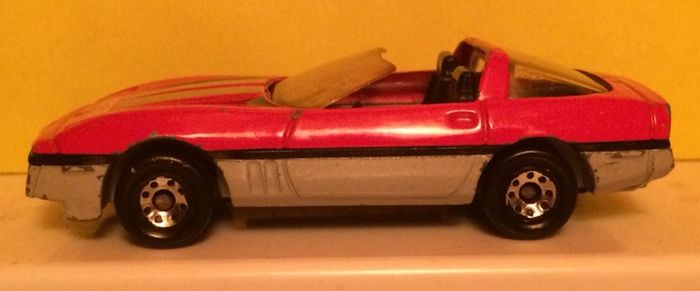 Matchbox 1-75 1984 Corvette