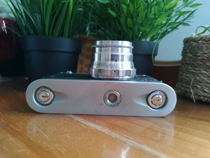 Zarya Cla'D Refurbished, USSR Russian 35mm Leica Copy film camera, 0076869