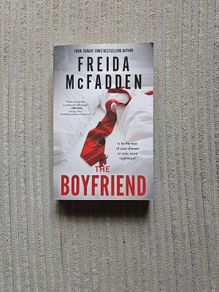 The Boyfriend Freida McFadden (Paperback)