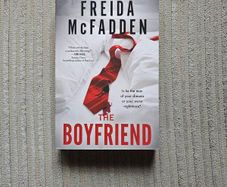The Boyfriend Freida McFadden (Paperback)