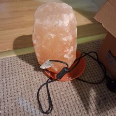 himalayan salt lamp