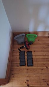kettle bells & ab roller