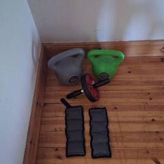 kettle bells & ab roller
