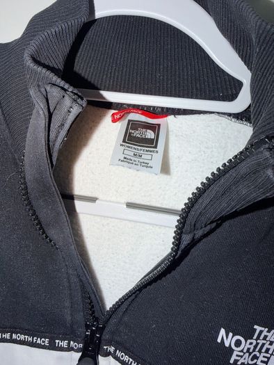 The North Face Women's White & Black Quarter Zip Fleece Sweatshirt - Size M