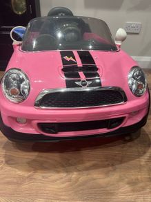 Toy car