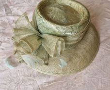 Occasion / wedding hat
