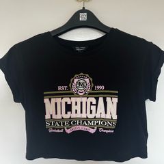 New look Crop T-shirt age 10-11