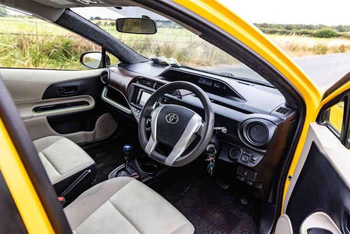 Toyota Aqua 2014, Excellent Condition