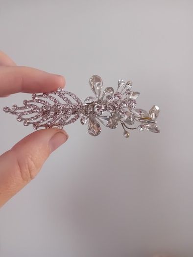 bridal clip