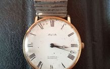 vintage man watch