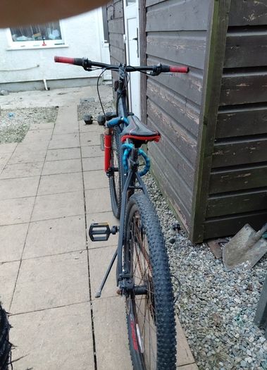 mountain bike (used) 28"