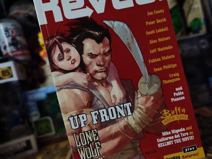 Reveal ! Graphic Novel ! by Scott Lobdell ! 2003 ! by Dark Horse Comics !