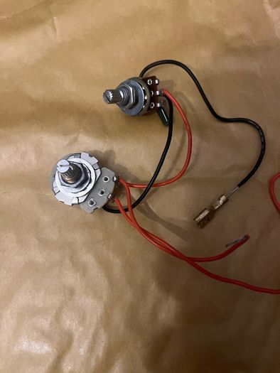 Electric Guitar acoustic various parts fender Stratocaster telecaster squier Ibanez esp Gibson  Jackson emg active cable Potentiometer A 500 K B 500 K volume tone switch socket 2 way mini toggle switch craft input jack neck plate nut saddle tuners machine
