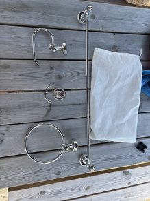 Bathroom set