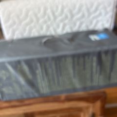 travel cot