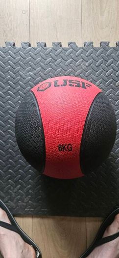 USF 6kg medicine ball