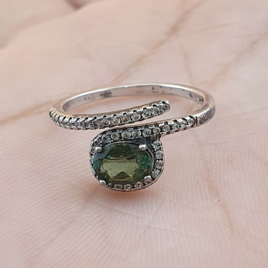 Vintage 925 Sterling Silver Green Tourmaline Ring Natural Gemstone Elegant Handmade Jewelry