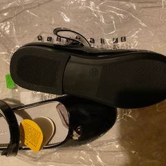 Girls shoes