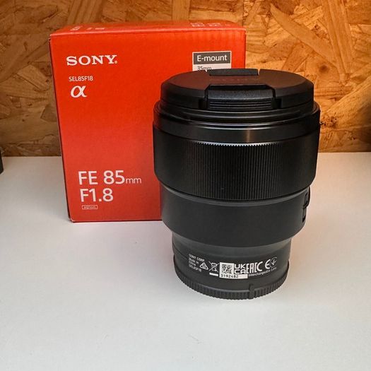 Sony FE 85mm f/1.8