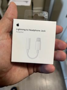 lightning to headphone jack