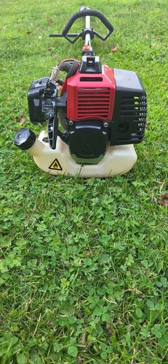 Long hedge trimmer