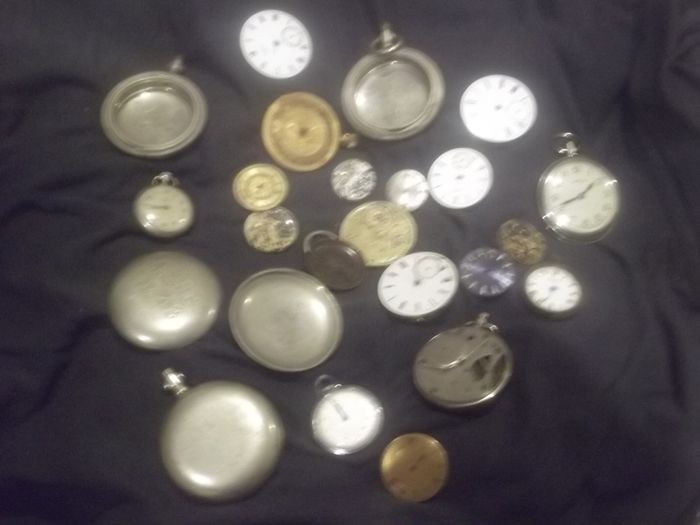 alot of vintage pockets watch parts