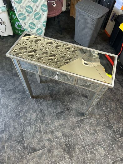 mirrored console table