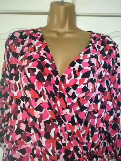 Marks and Spencers  Slinky dress knee length size 22 spring summer holidays occasions outfit Postage included