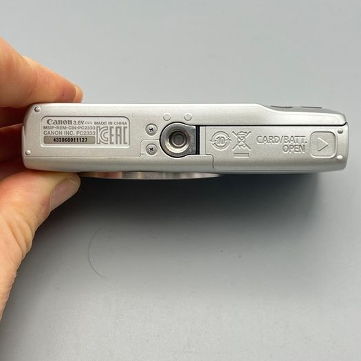 Canon IXUS 185 20MP Digital Camera Silver - Boxed - Full Kit